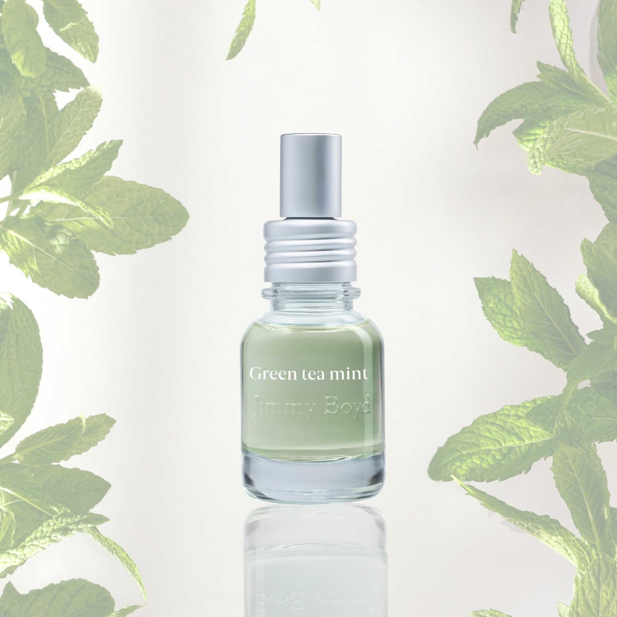 Botella de fragancia bio orgánica Green Tea & Mint con ingredientes naturales