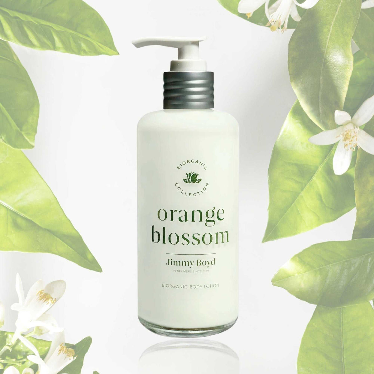Loción corporal hidratante orgánica naranja blossom en envase reciclable