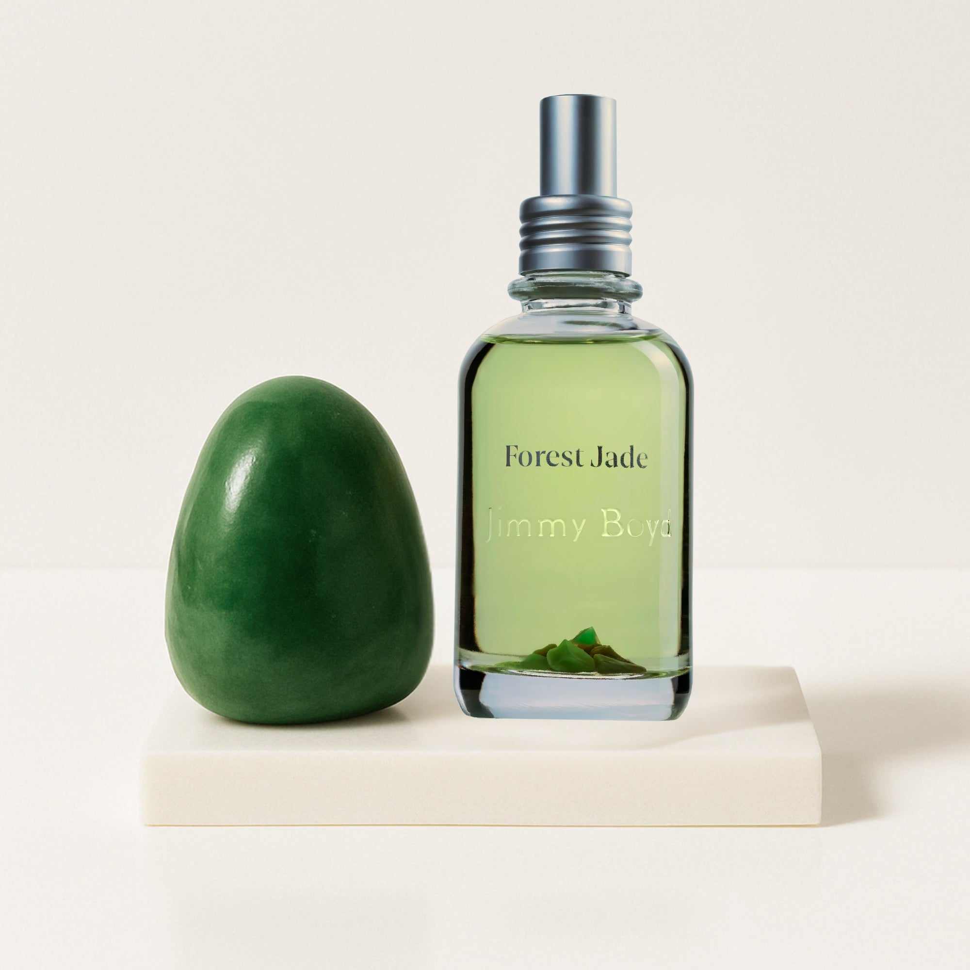 Perfume orgánico Forest Jade 100ml con aroma herbal y amaderado